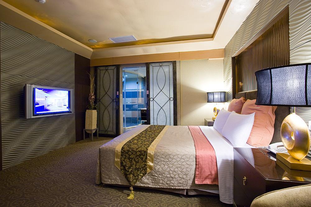 Crystal Business Motel ซินจู๋ ภายนอก รูปภาพ