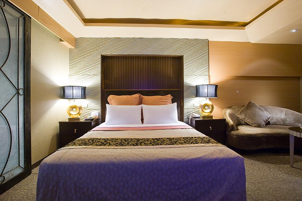 Crystal Business Motel ซินจู๋ ภายนอก รูปภาพ