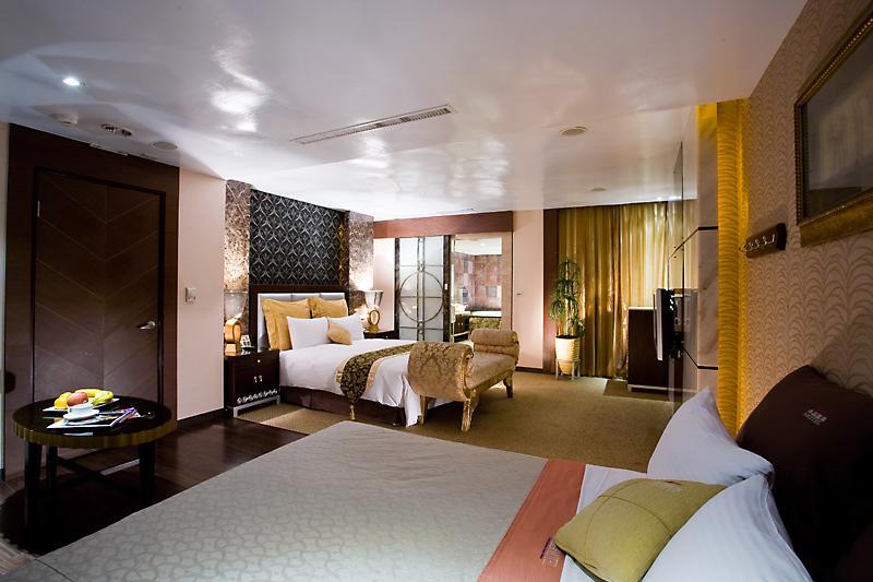 Crystal Business Motel ซินจู๋ ภายนอก รูปภาพ