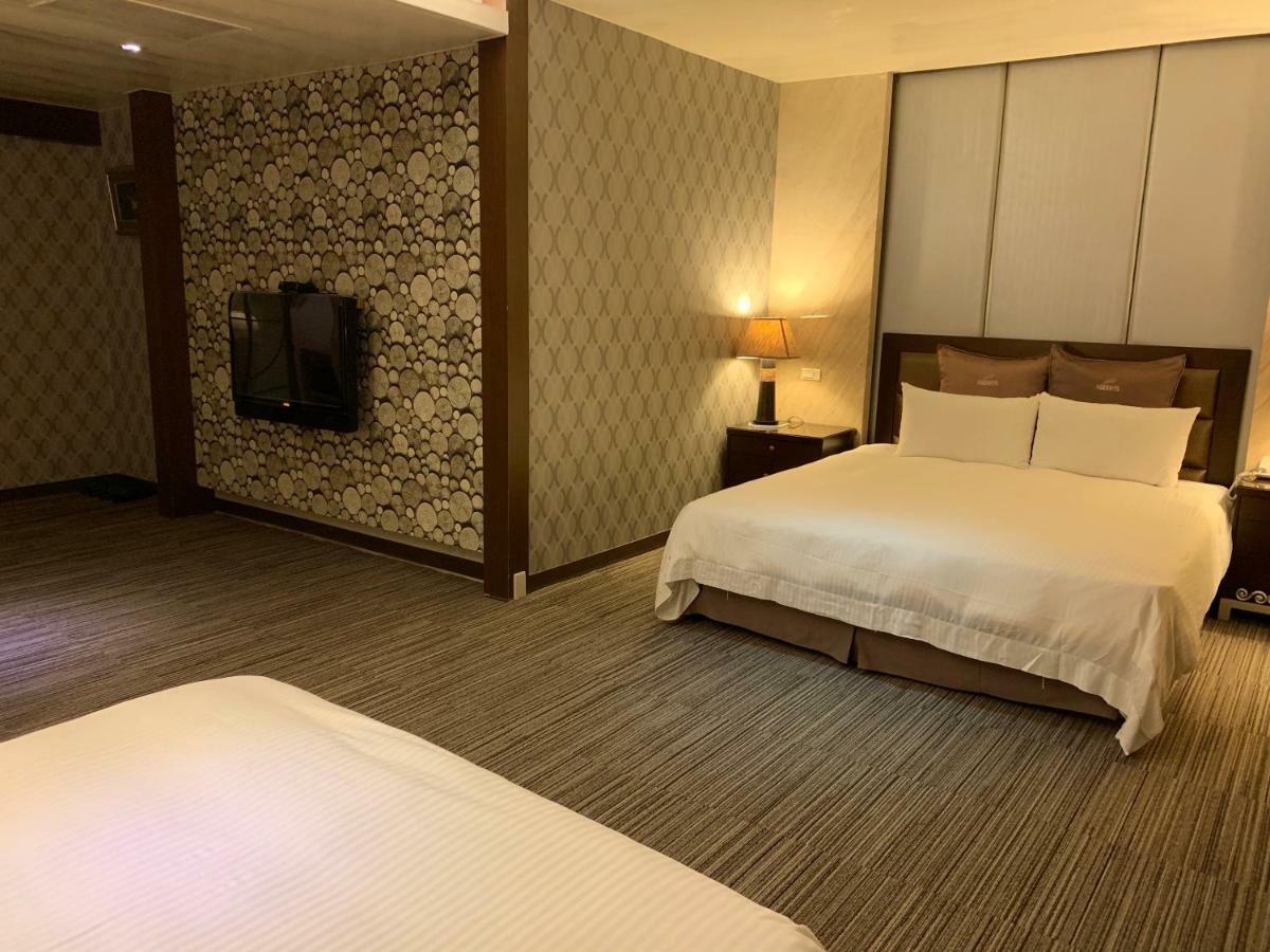 Crystal Business Motel ซินจู๋ ภายนอก รูปภาพ